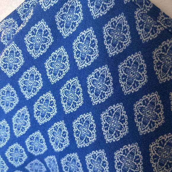 Lily White Blue And White Cami Dressy Tank With Cross Front Size Large - Picture 2 of 9